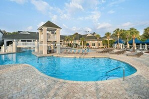 Pool - Charming 2-bedroom condo in gorgeous Myrtle Beach
Near Broadway at the beach (Myrtle Beach)