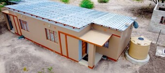 รูเวีย ชาโต