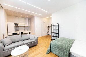 TV - Beach and forest front apartment in Dzintari (Jūrmala)