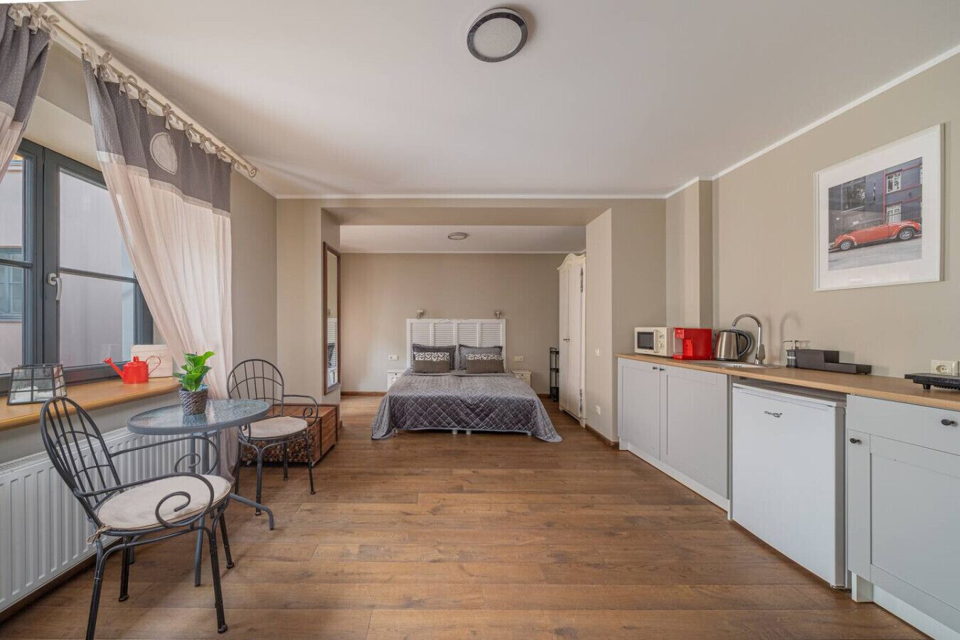 1 bedroom, desk, iron/ironing board, free WiFi