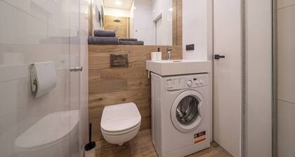 Stylish apartment 100m from the beach
