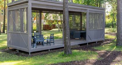 1-bedroom loft & private parking