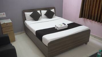 Egyptian cotton sheets, premium bedding, memory-foam beds, desk