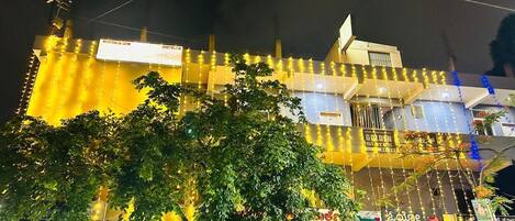 Façana frontal de l'allotjament