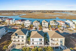 Exterior - Sonrise is a 5-bedroom, 5.5-bathroom home featuring a private pool, and only a 4-minute stroll to the beach! (Ocean Isle Beach)