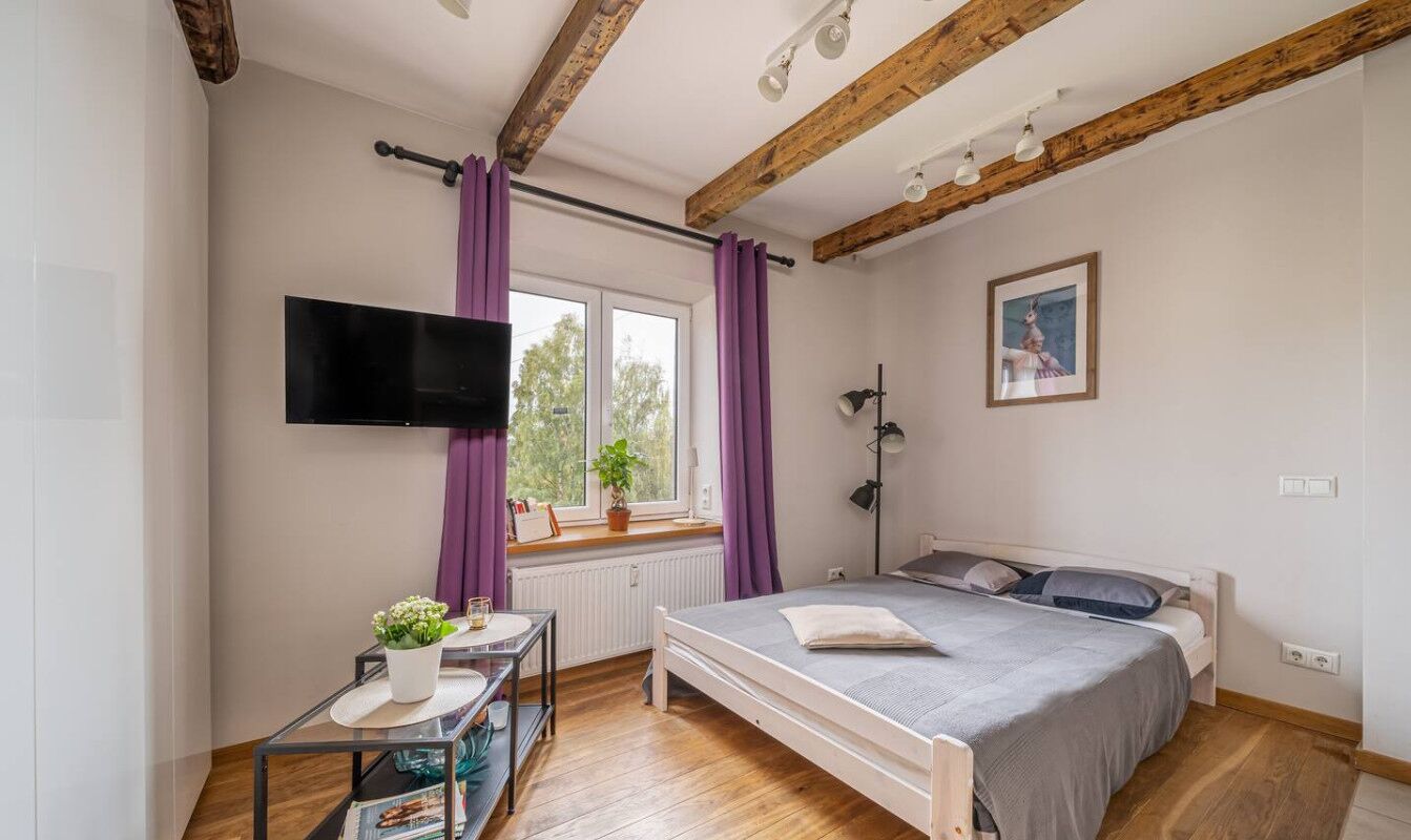 1 chambre, bureau, fer et planche à repasser, Wi-Fi