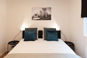 3 bedrooms, iron/ironing board, WiFi