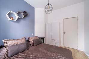 1 Schlafzimmer, Schreibtisch, Bügeleisen/Bügelbrett, WLAN