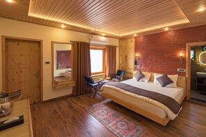 Quarto luxo, 1 quarto | Wi-Fi de cortesia