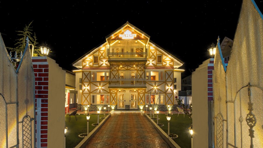 PalPenzy - Bespoke Premium Stay