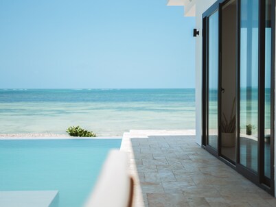 Villa Julia - Luxury Ocean View in Jambiani