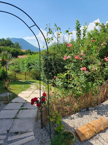 L' Aparté Nature; gîte for up to 6 people between mountains and countryside