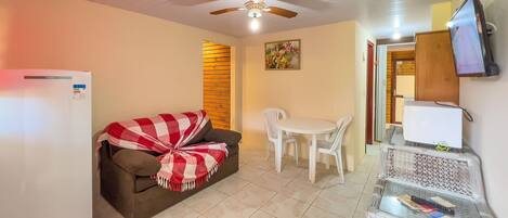 Apartment | Living area | TV