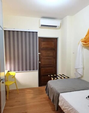 1 bedroom, desk, iron/ironing board, free WiFi