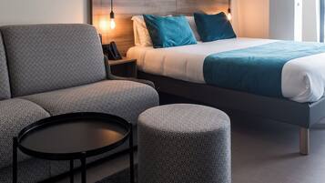 Family Quadruple Room, 1 Queen Bed with Sofa bed | In-room safe, desk, laptop workspace, blackout curtains