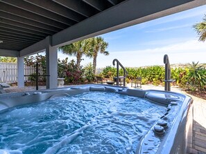 Terrace/patio - Oceanfront Beauty | Luxury Home - Views, Hot Tub + Elevator (St. Augustine)