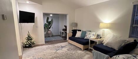 Smart TV, video games, stereo