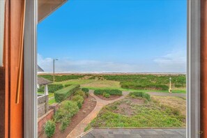 Interior - Located alongside Seaside’s beloved Promenade, overlooking a sandy stretch of be (Seaside)