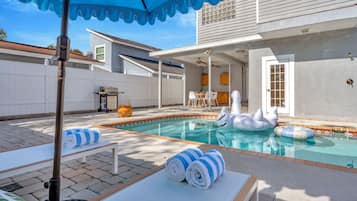 Udendørs pool, opvarmet pool