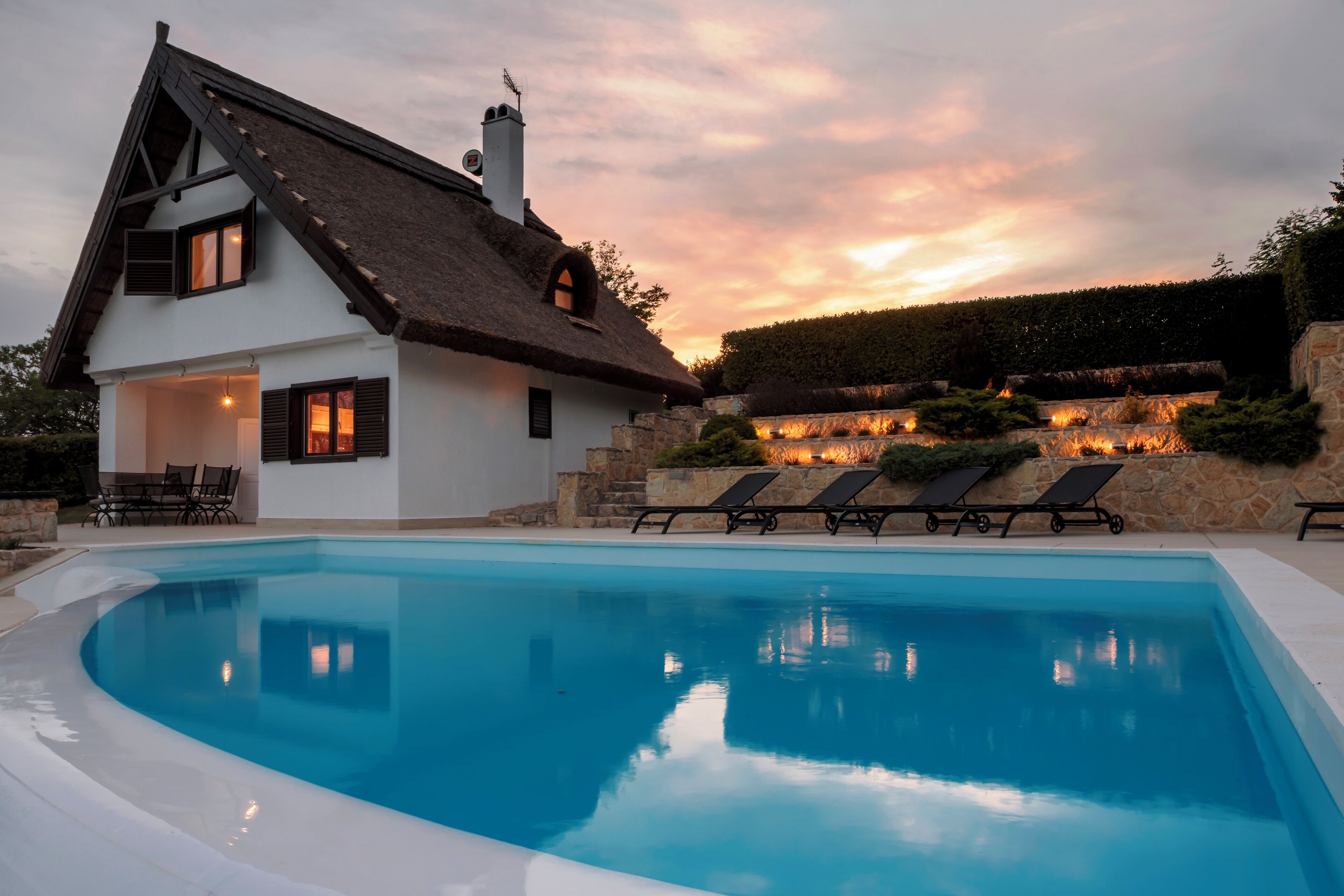 Outdoor pool, a heated pool