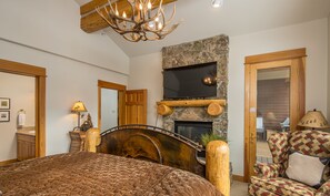 2 Schlafzimmer, Schreibtisch, Bügeleisen/Bügelbrett, WLAN