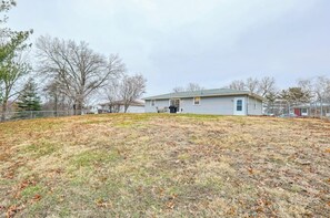 Exterior - Carriage House (Saint Joseph)