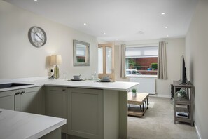 Deluxe Apartment, Annex Building | Private kitchen | Fridge, microwave, oven, stovetop - Mode Old School House (Lytham St. Anne's)