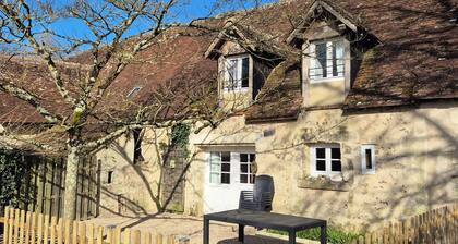 Gîte with swimming pool in the countryside!
