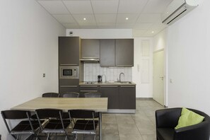 Dishwasher - Residence Aout 11-2876-Beautiful 2-bedroom apartment ideally located (Cannes)