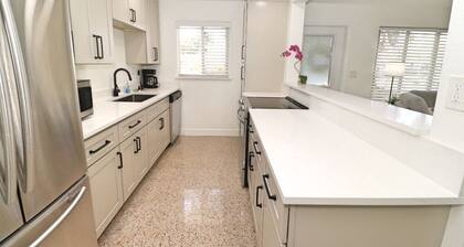Charming New Smyrna Home Close to Shopping, Dining & Beach Fun!