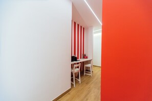 Interior - City Rooms 74 (Salerno)