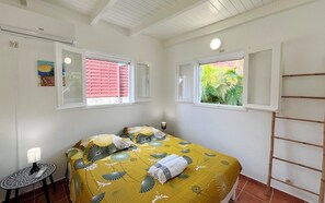 2 chambres, fer et planche à repasser, Wi-Fi gratuit, draps fournis