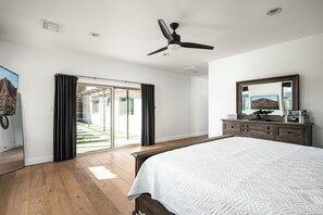 6 bedrooms, iron/ironing board, free WiFi, bed sheets