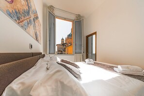 3 quartos, ferros/tábuas de passar roupa, Wi-Fi, roupa de cama