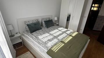 2 多间卧室、熨斗/熨衣板、旅行婴儿床、免费 WiFi