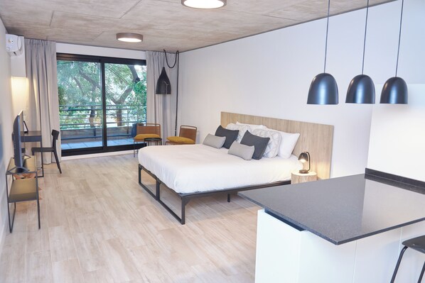 1 bedroom, WiFi, bed sheets
