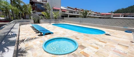 Apartamento | Piscina | Piscina externa