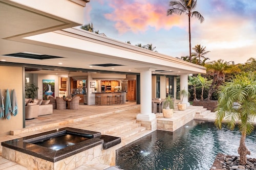 New Listing! 2 Adjacent Luxury Homes, Sleeps 16, Walk to Beach!