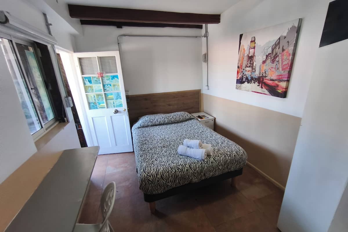 Superior Double Room, Sea View | Desk, laptop workspace
