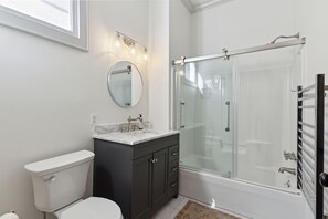 Hårtørrer, håndklæder, Sæbe, Shampoo