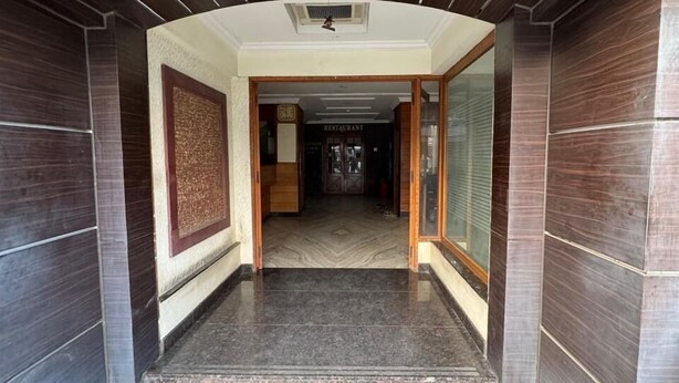 Front of property - Hotel Priya Towers (Namakkal)