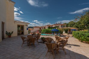 Garden - Crystal Pool Village In Tanaunella (Budoni)