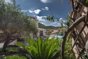 Exterior - Crystal Pool Village In Tanaunella (Budoni)