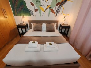 2 bedrooms, iron/ironing board, free WiFi, bed sheets