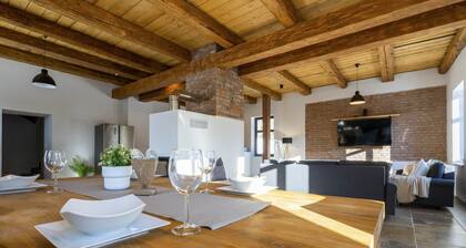 Villa in Rudnik With Private hot tub