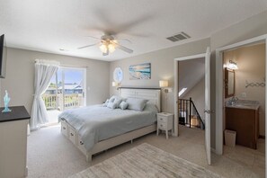 3 bedrooms, iron/ironing board, Internet, bed sheets - Canalfront home w/ wraparound decks and community amenities! (Kill Devil Hills)