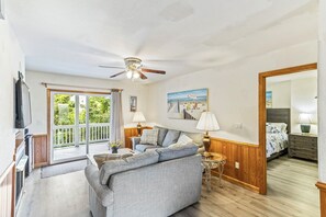 Smart-TV, DVD-Player