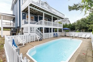 Pool - Oceanside home in Duck NC with private mini golf course! (Duck)