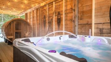 Bain à remous extérieur