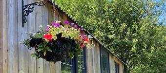 Brook the shepherds hut in tranquil wooded surroundings